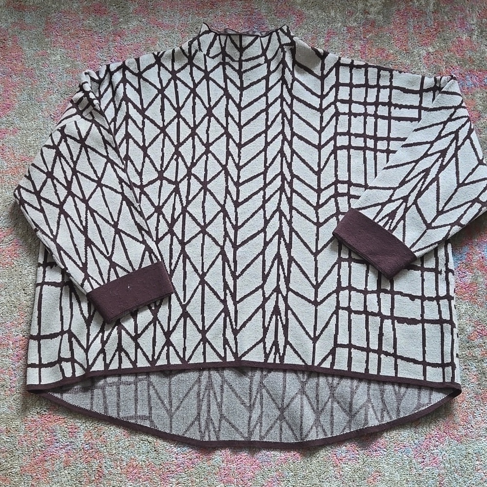 VIVIAN SHYU Oversized Sweater size M